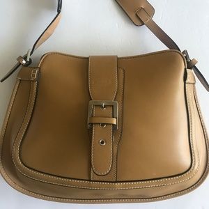 Authentic✴️Tods Leather Shoulder Bag. Camel Brown.
